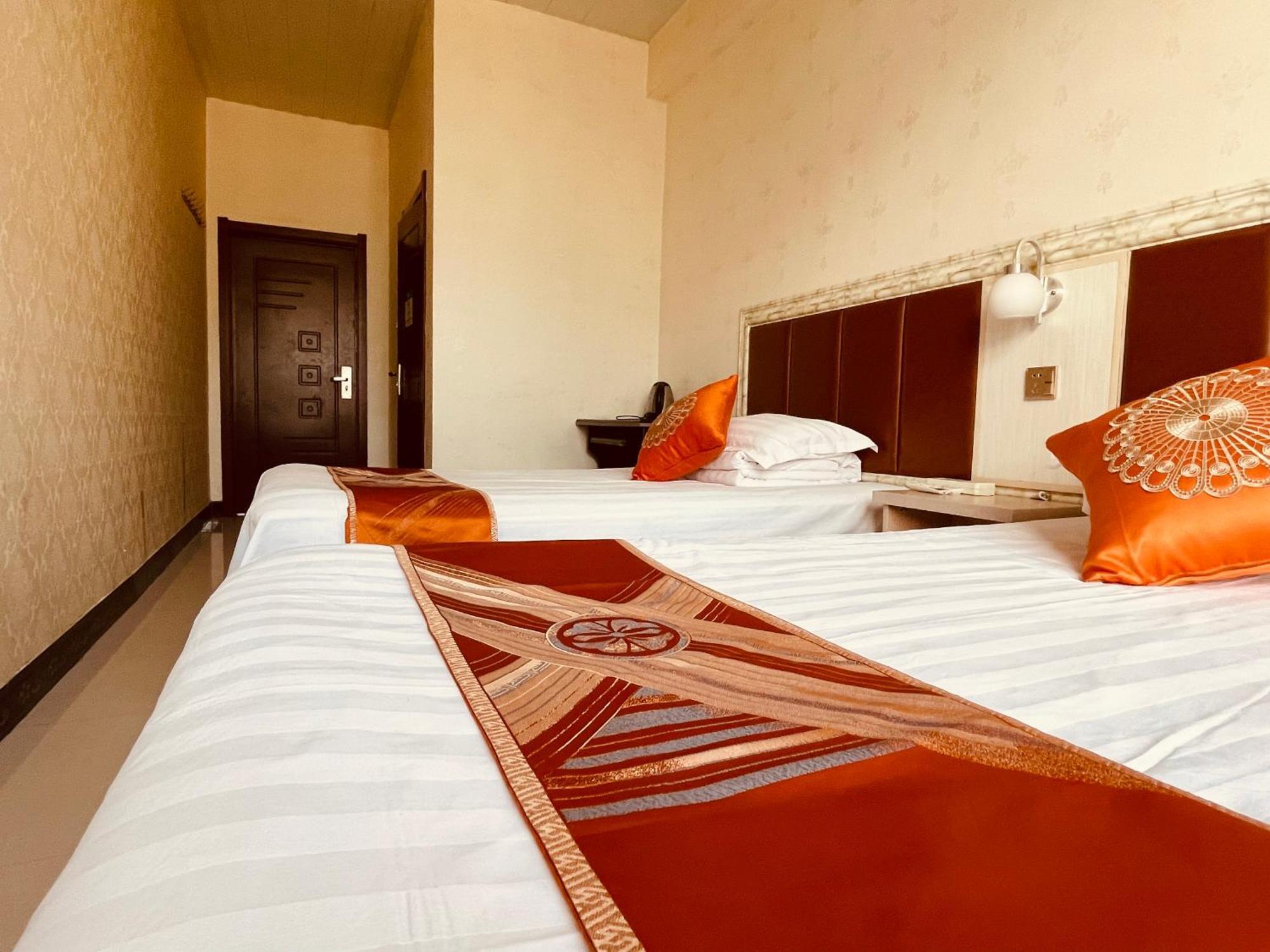 Hotel 哈尔滨机场东方红运宾馆 Habitación foto